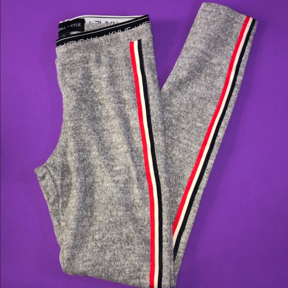 Kendall and Kylie leggings